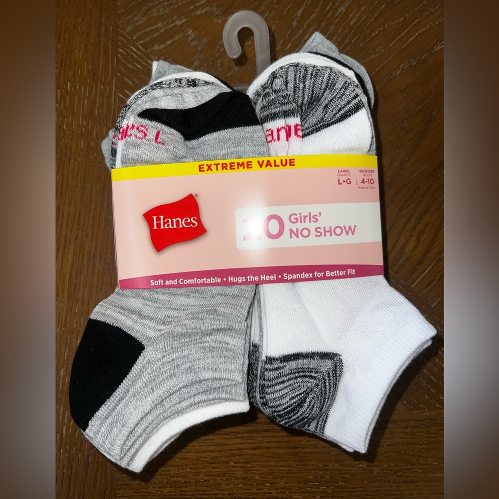 Girls No Show Socks Pack, 20 Pairs, Stay-Put Low-Cut Girls' Socks, Large